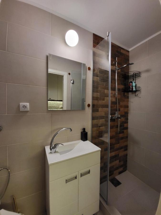 Lotta Apartment Beograd Ngoại thất bức ảnh