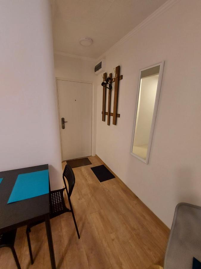 Lotta Apartment Beograd Ngoại thất bức ảnh